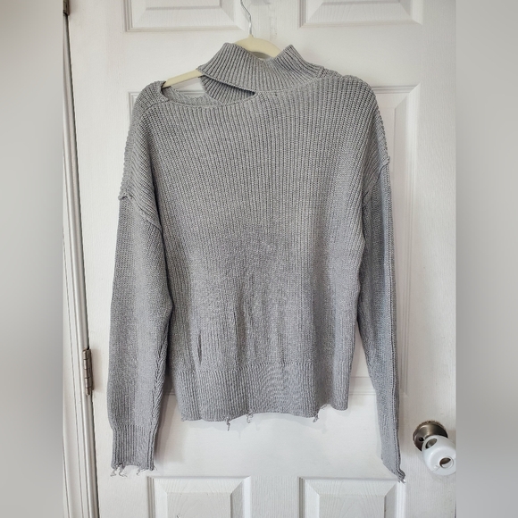 BOBI BLACK Los Angeles NWT Heather Gray Shoulder Cutout Turtleneck Sweater Sz M - Picture 7 of 16